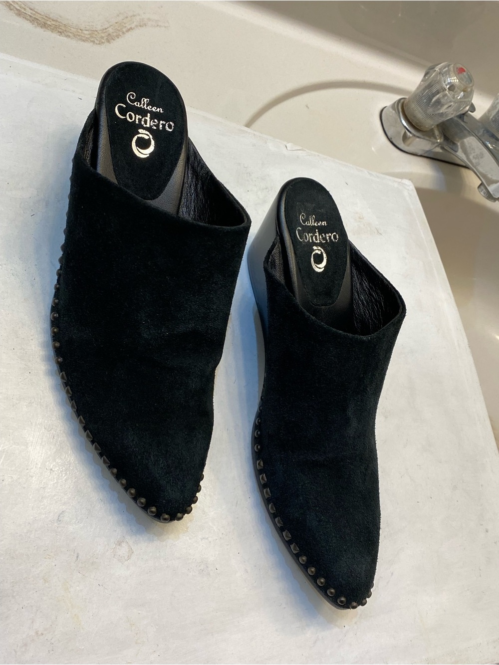 Colleen Cordero black suede leather mule size 8M good condition good bottom